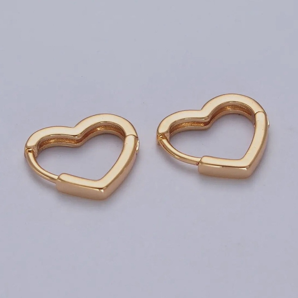 24K Gold Heart Earrings
